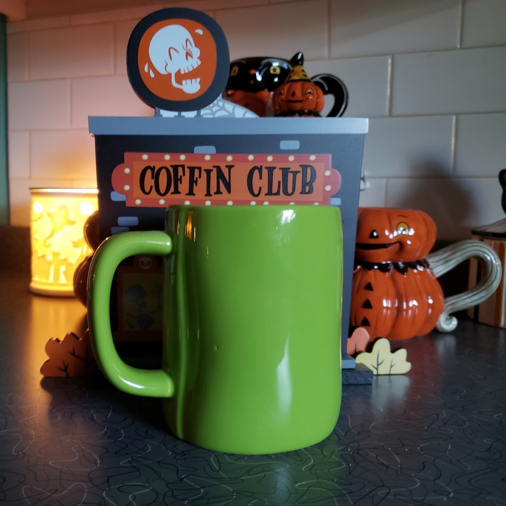 🎃 Rae Dunn green "Ghouls night out" mug Halloween large coffee mug - Picture 2 of 5